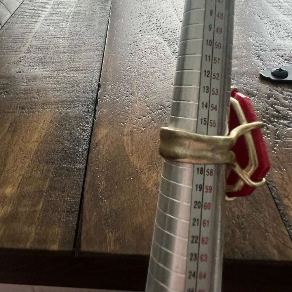 Kendra Scott Red Megan Cocktail Ring Large Stone Size 8 - Picture 7 of 8